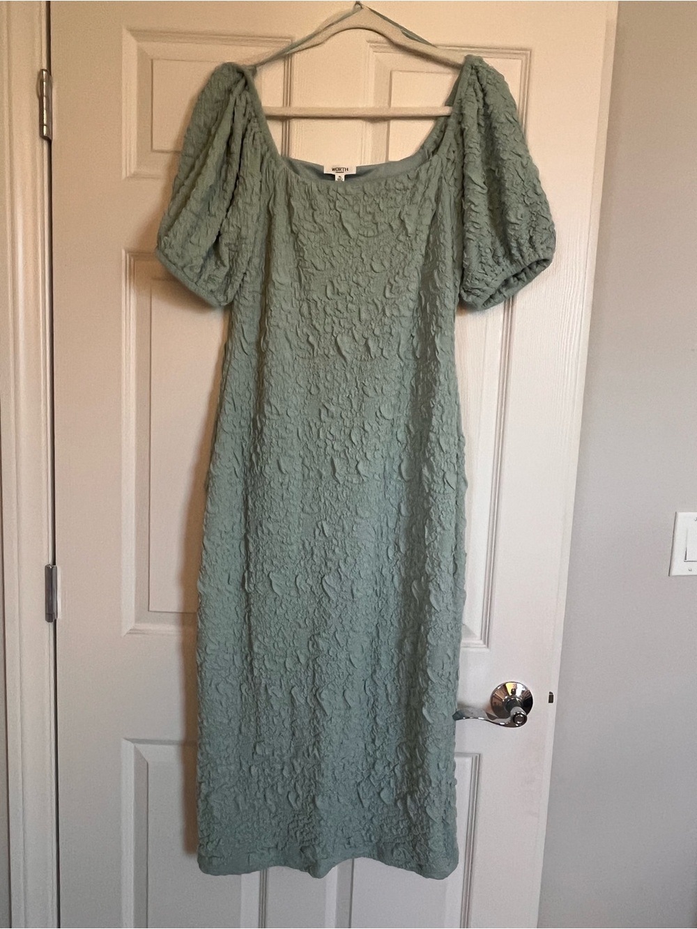Worth Collective Blakeley Textured Puff-Sleeve Midi Dress - Sage / Seafoam Green